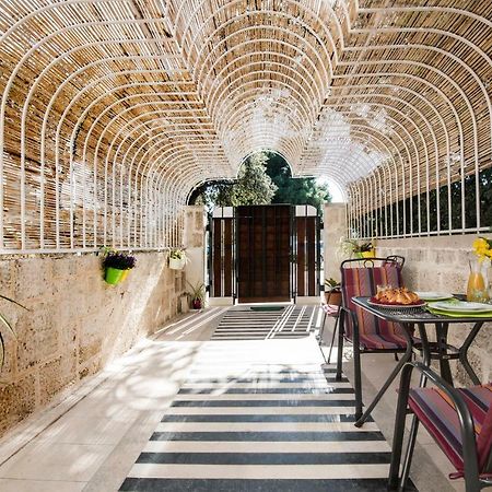 Ibis Your Cosy Oasis With Private Parking And Patio Split Exterior photo