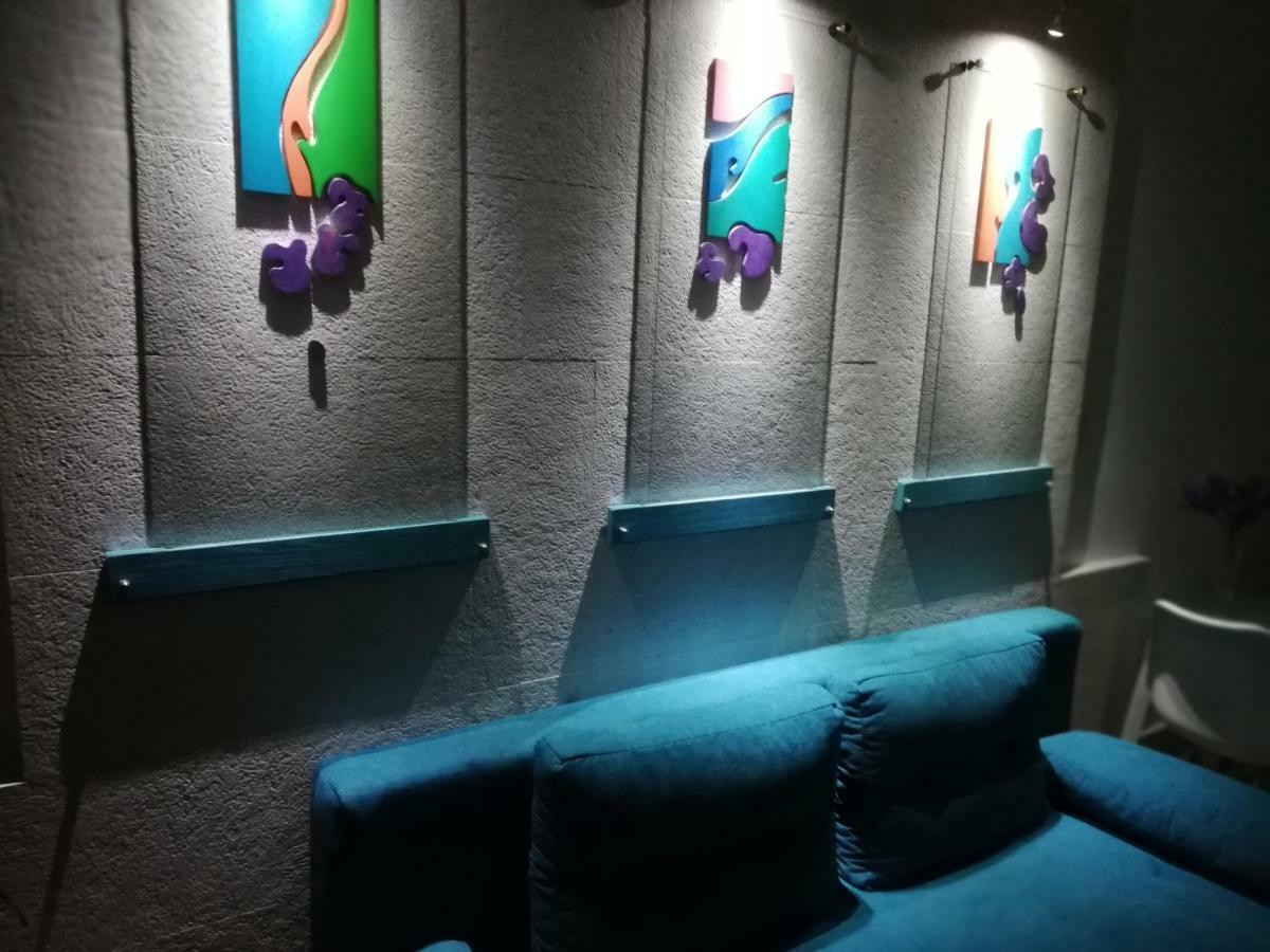 Ibis Your Cosy Oasis With Private Parking And Patio Split Exterior photo