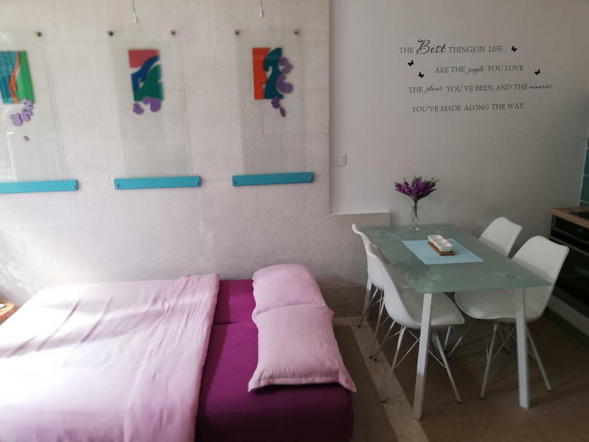 Ibis Your Cosy Oasis With Private Parking And Patio Split Exterior photo